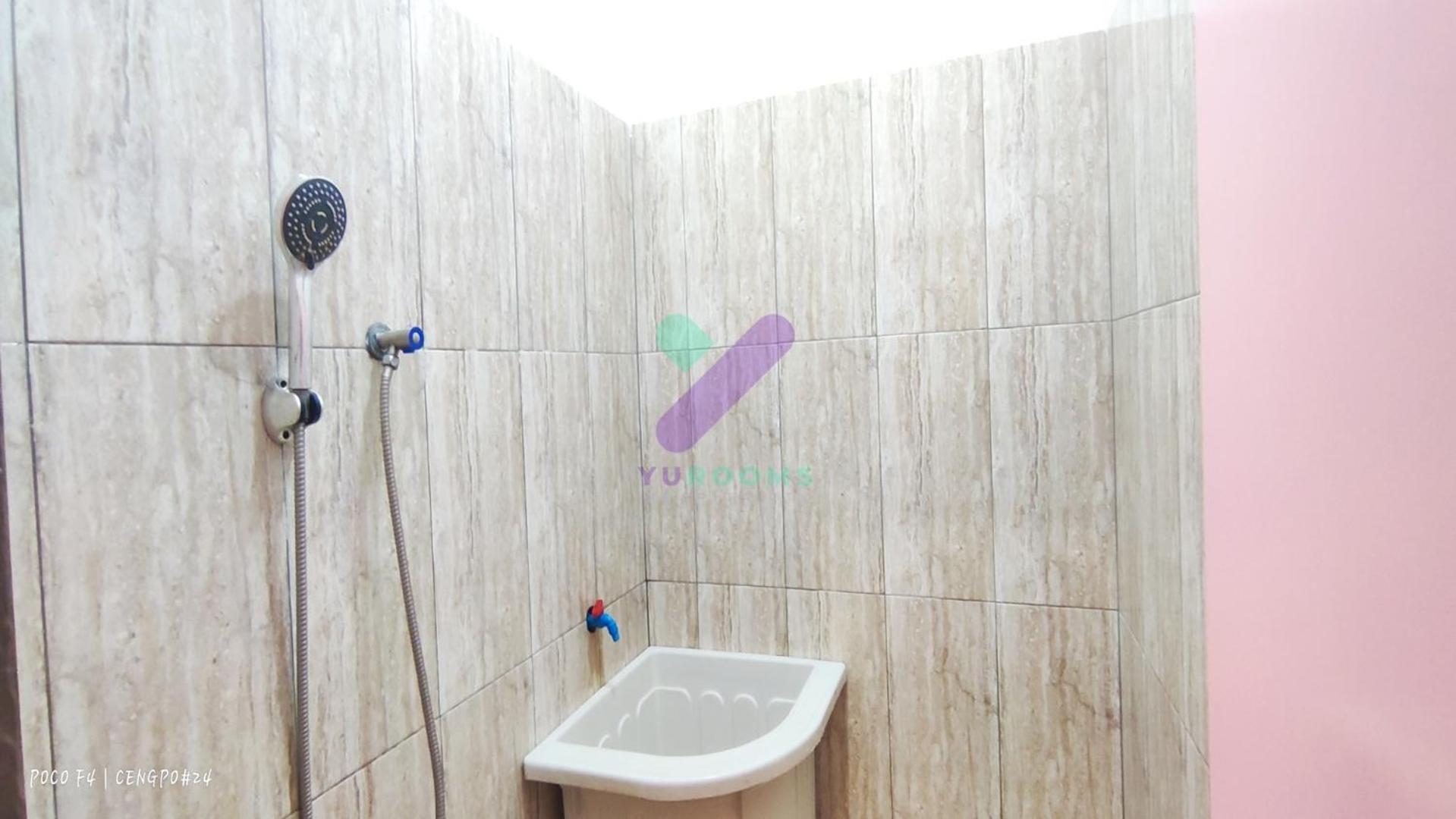 New Jasmine Guest House By Yurooms Blitar Extérieur photo