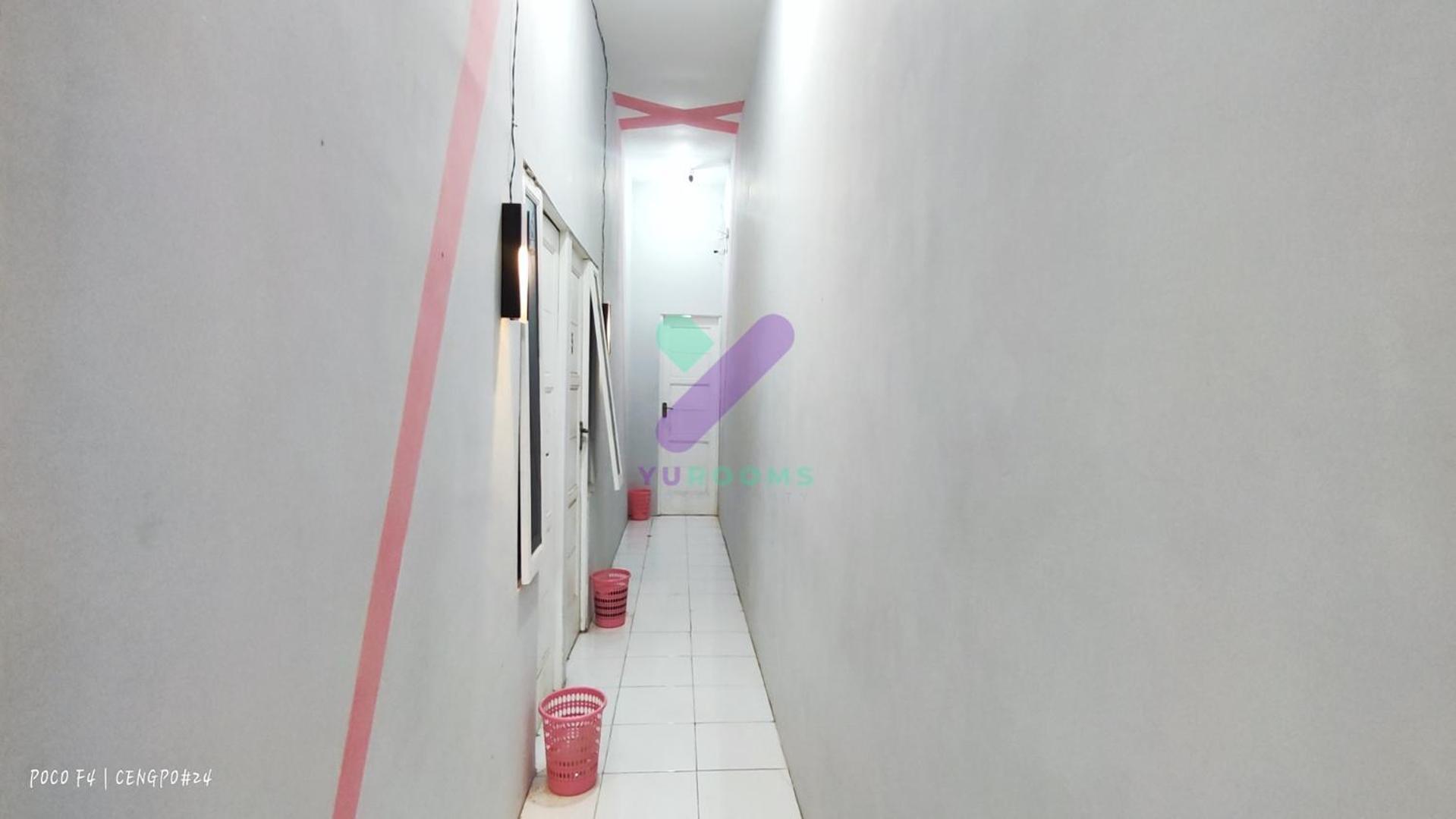 New Jasmine Guest House By Yurooms Blitar Extérieur photo