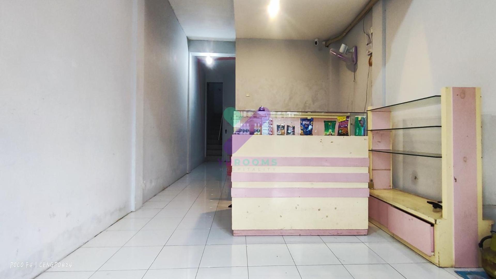 New Jasmine Guest House By Yurooms Blitar Extérieur photo