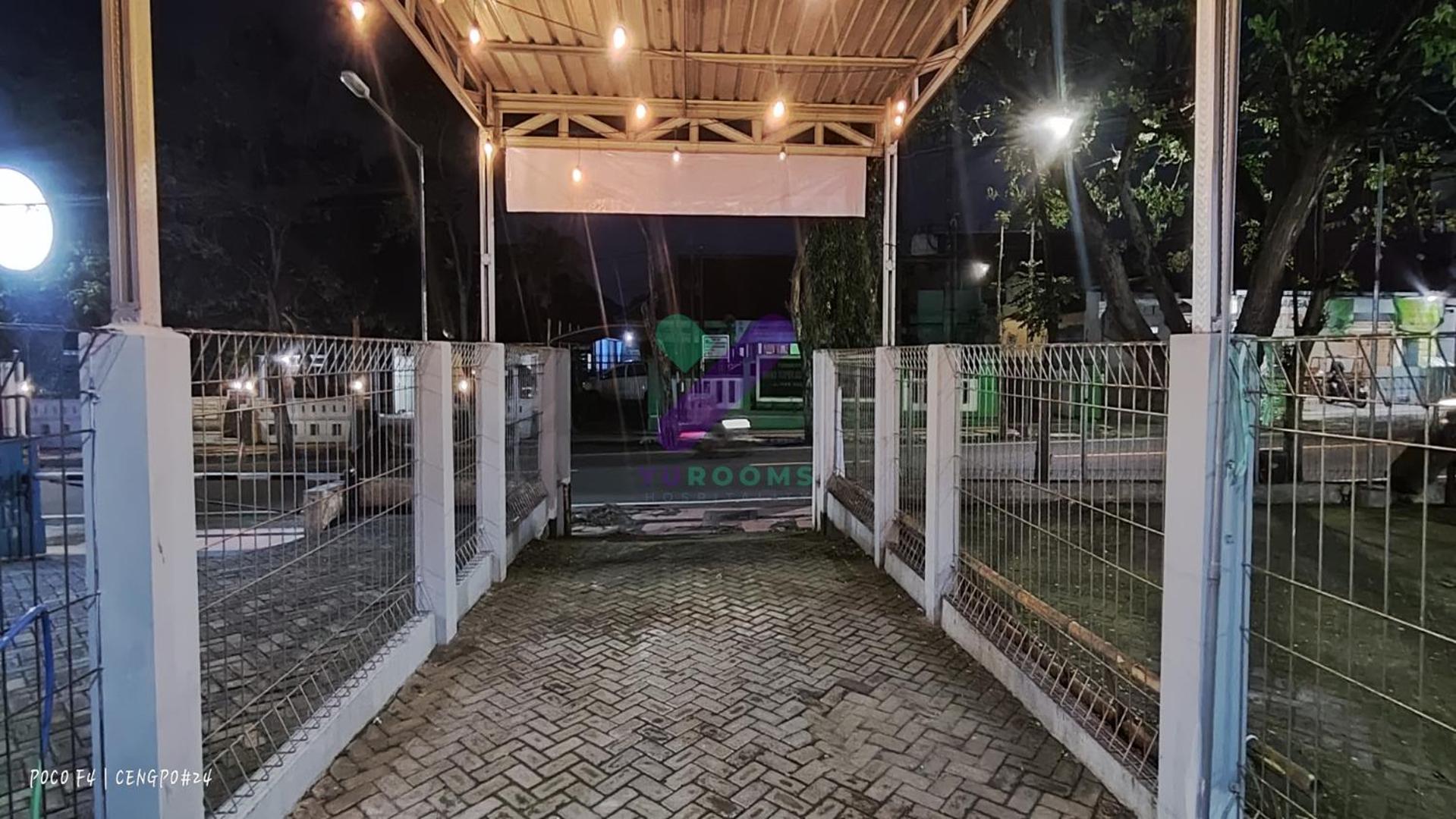 New Jasmine Guest House By Yurooms Blitar Extérieur photo